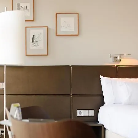 Otel Reina Petronila
