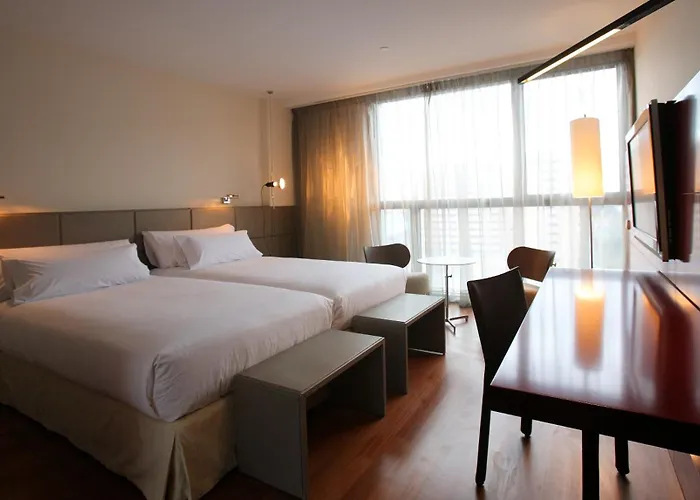 Szálloda Reina Petronila 5*