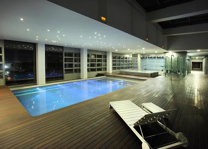 Szálloda Reina Petronila