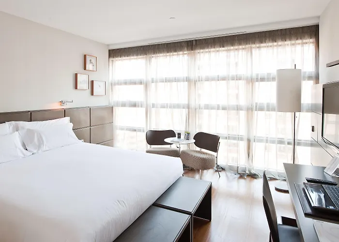 酒店 佩德罗尼拉女王酒店 5*