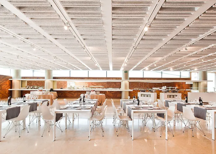 Szálloda Reina Petronila