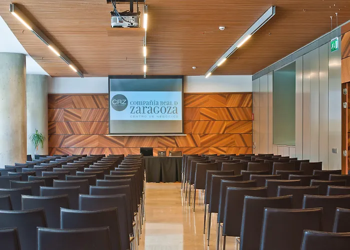 Reina Petronila Hotel 5*