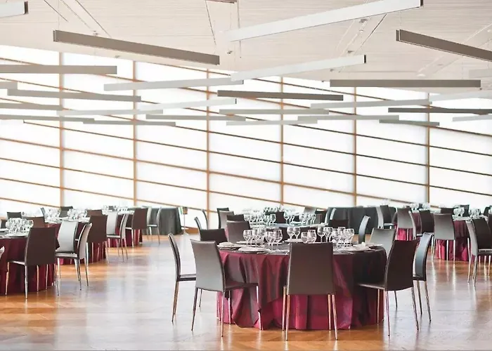 佩德罗尼拉女王酒店 5*