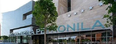 佩德罗尼拉女王酒店 酒店 萨拉戈萨