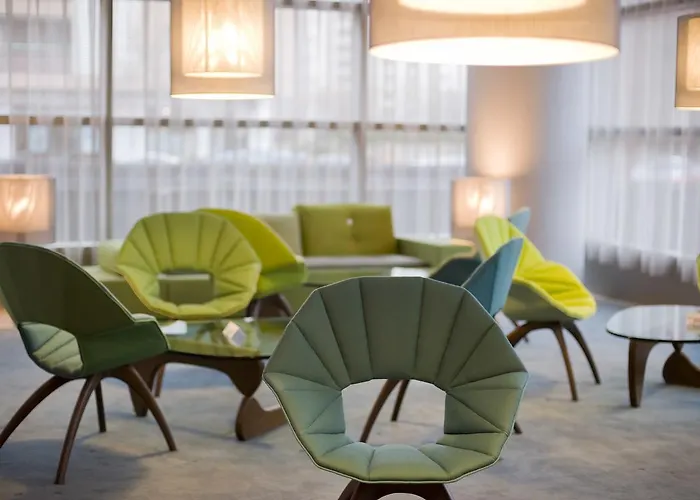 Reina Petronila Szálloda 5*