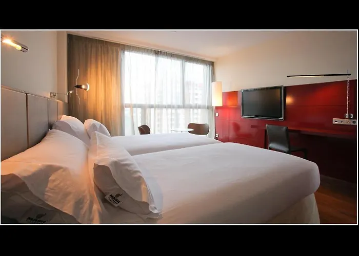 佩德罗尼拉女王酒店 5* 萨拉戈萨